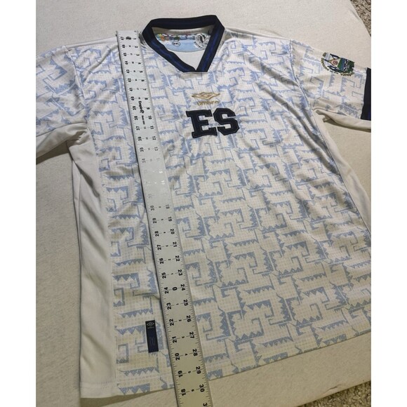 Umbro El Salvador 2023 Away White Soccer Jersey Size 2XL World Cup Futbol - Picture 10 of 10